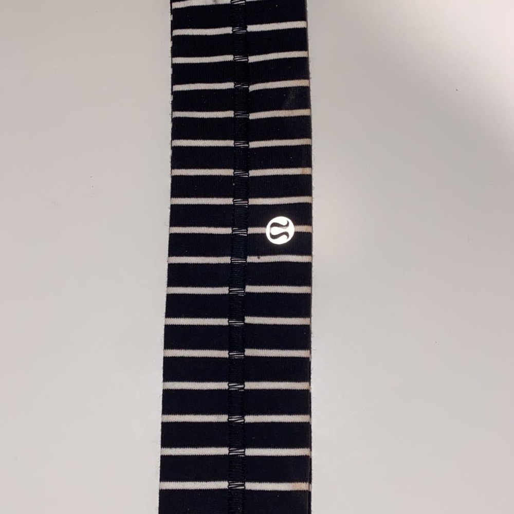 Lululemon striped headband